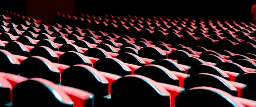 Ile miejsc ma teatr Roma? Zaskakujące fakty o pojemności scen