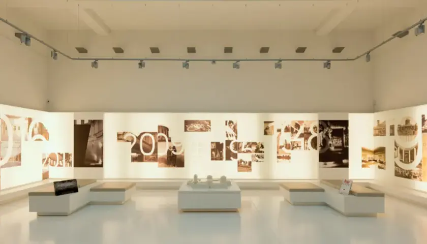 Pawilonu Czterech Kopuł muzeum sztuki współczesnej - historia i wystawy